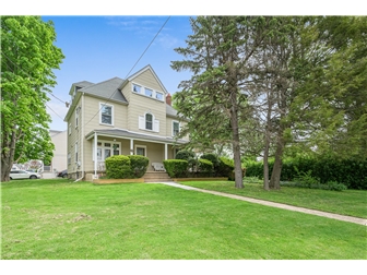 House for sale Folsom, Pennsylvania